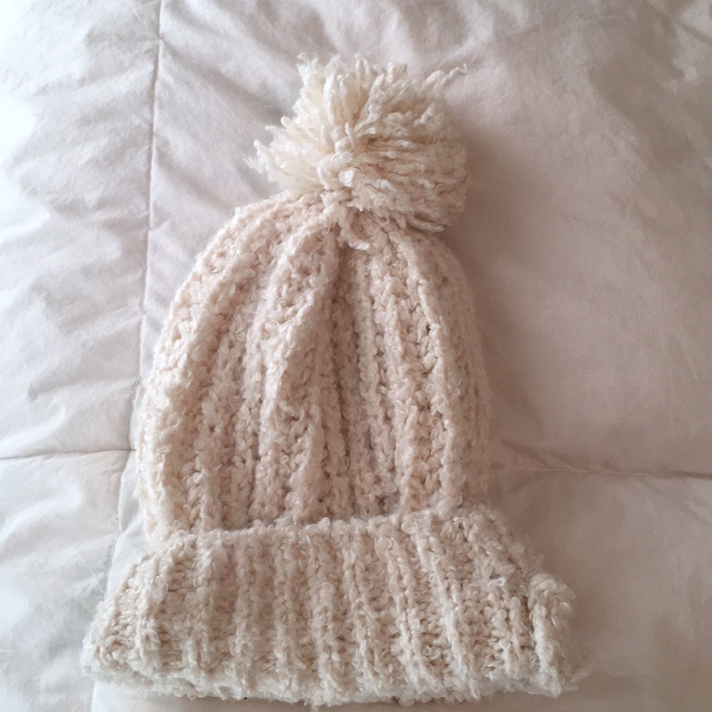 Free people white/ivory beanie